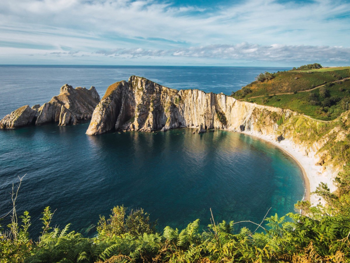 playa-marinha-lagoa-portugal